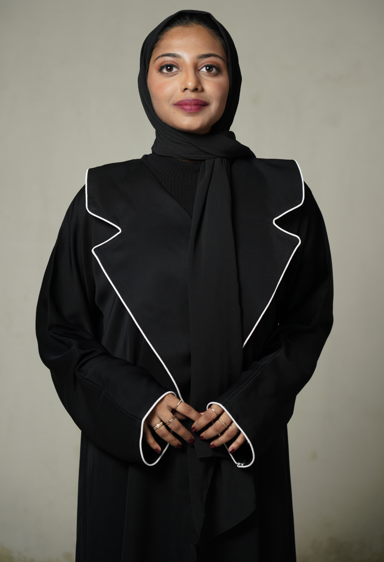 Black Front Open Abaya With Suited Lapel