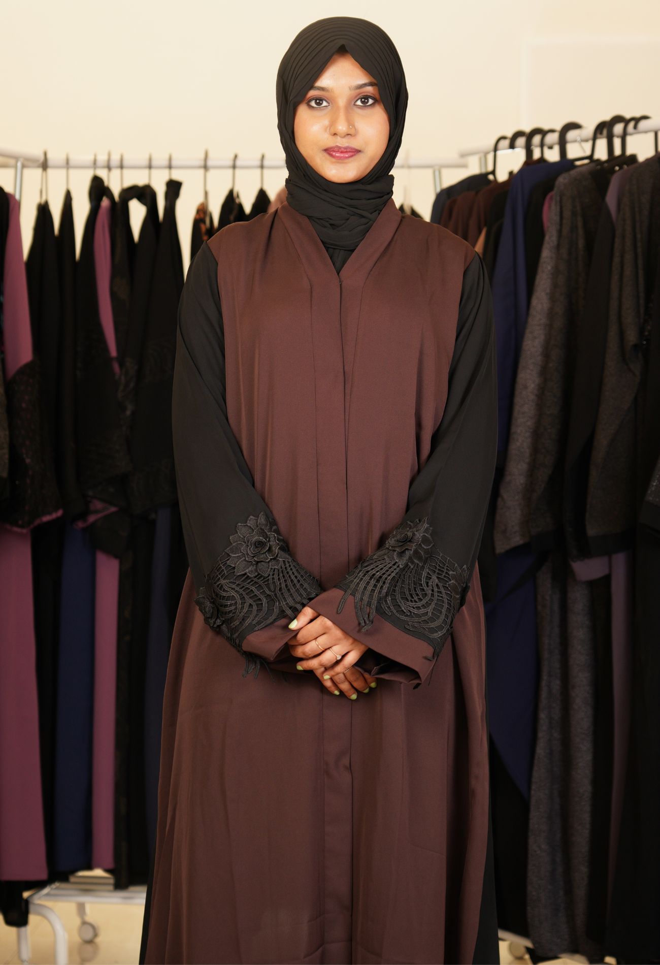 Two Tone Front Open Abaya With Flower Patch on Sleeves