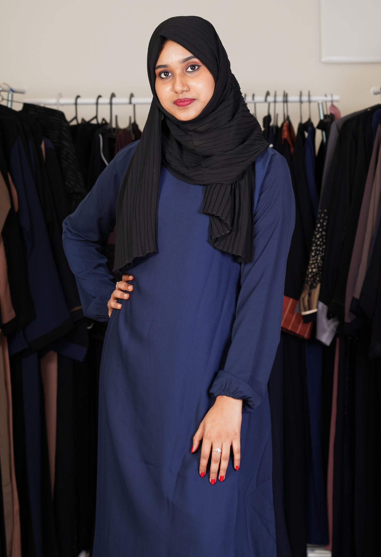 Basic Navy Blue Closed Abaya(Maxi)