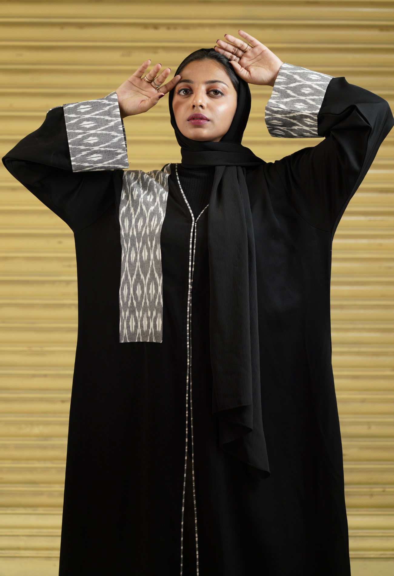 Black Front Open Abaya With Ikkat Strip And Piping