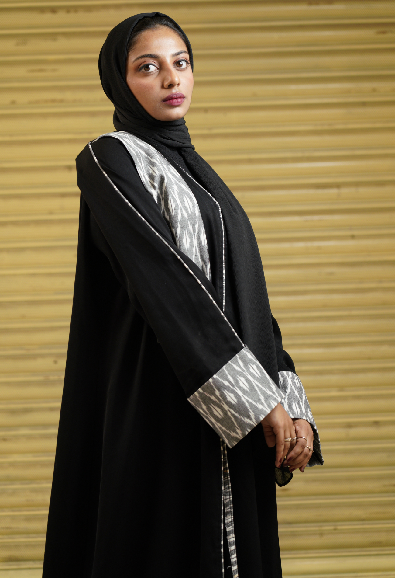 Black Front Open Abaya With Ikkat Strip And Piping