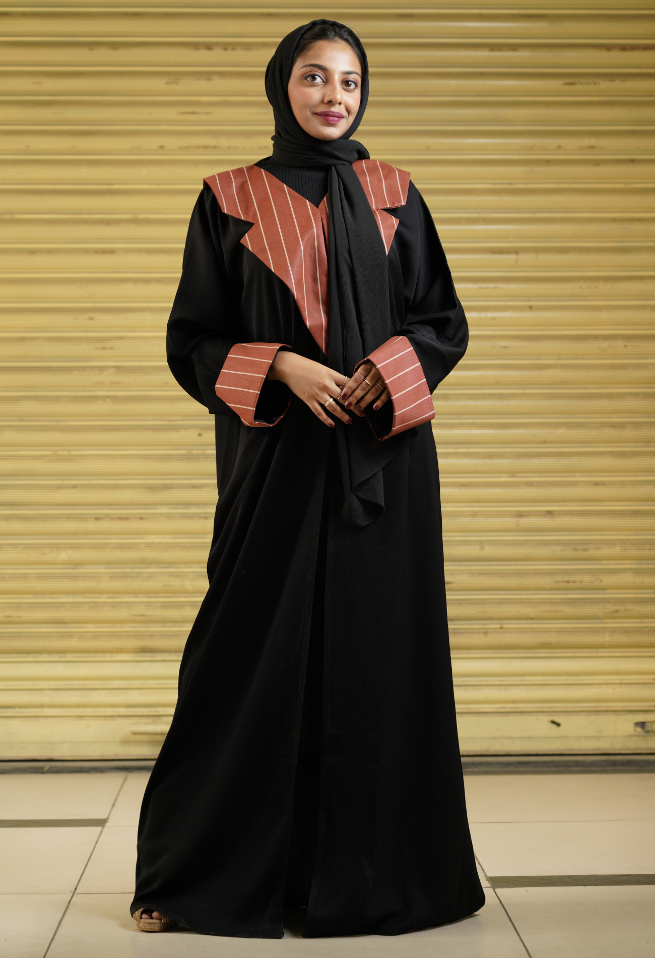 Black Front Open Abaya With Suited Lapel