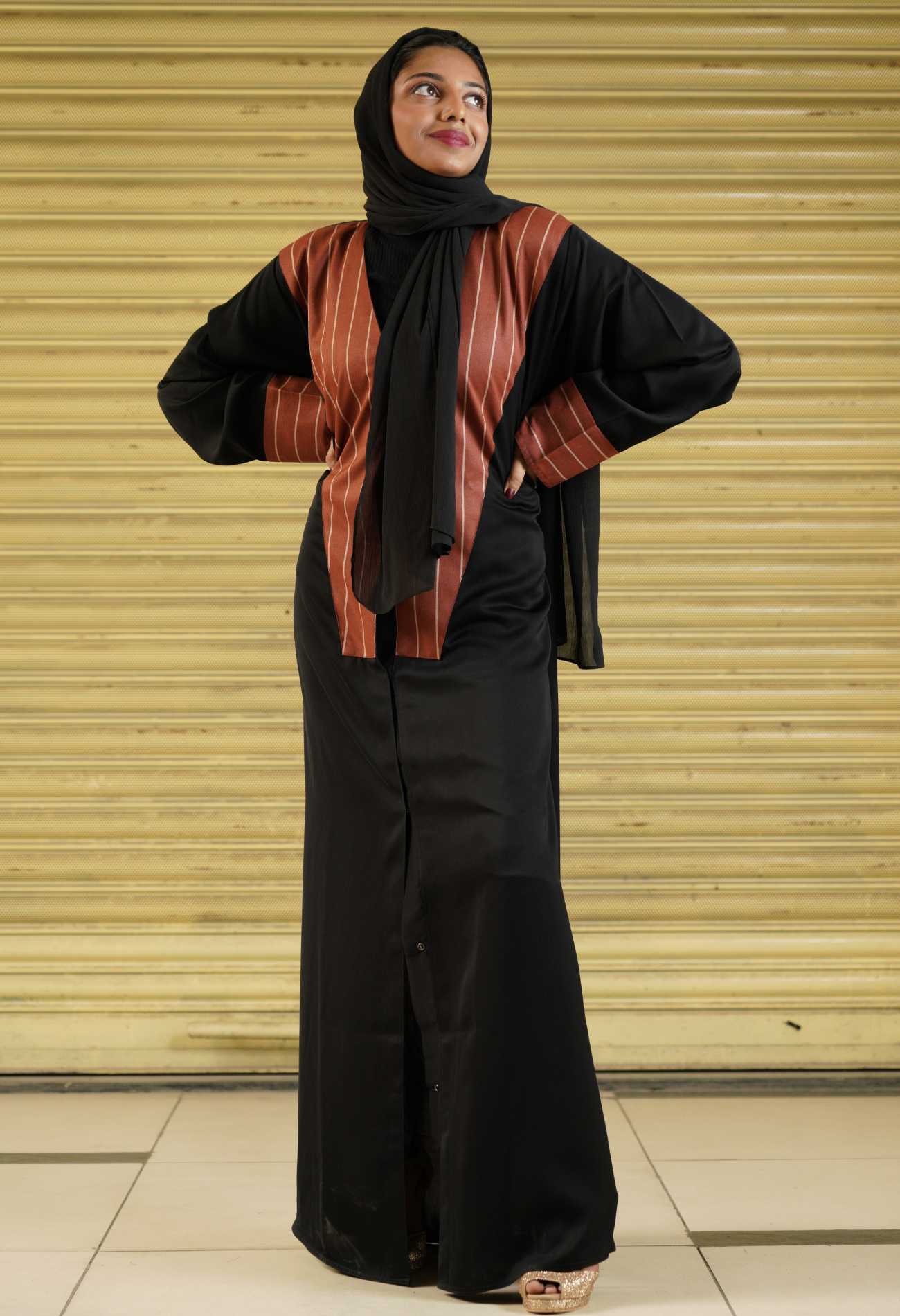 Black Front Open Abaya With Suiting Fabric