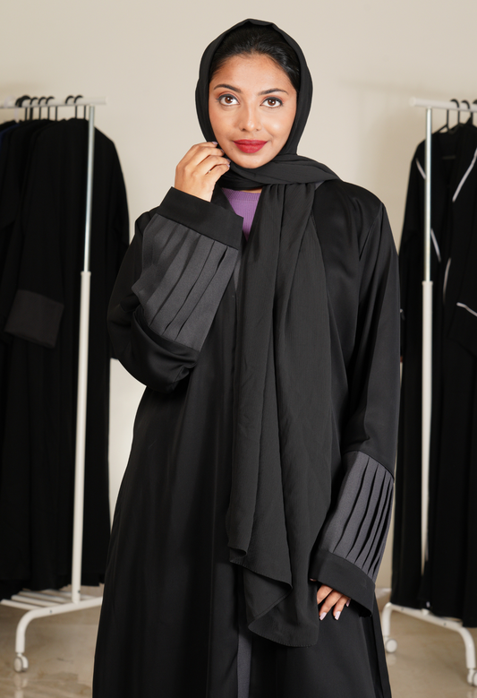Black  front open Abaya With Pleated Sleeves