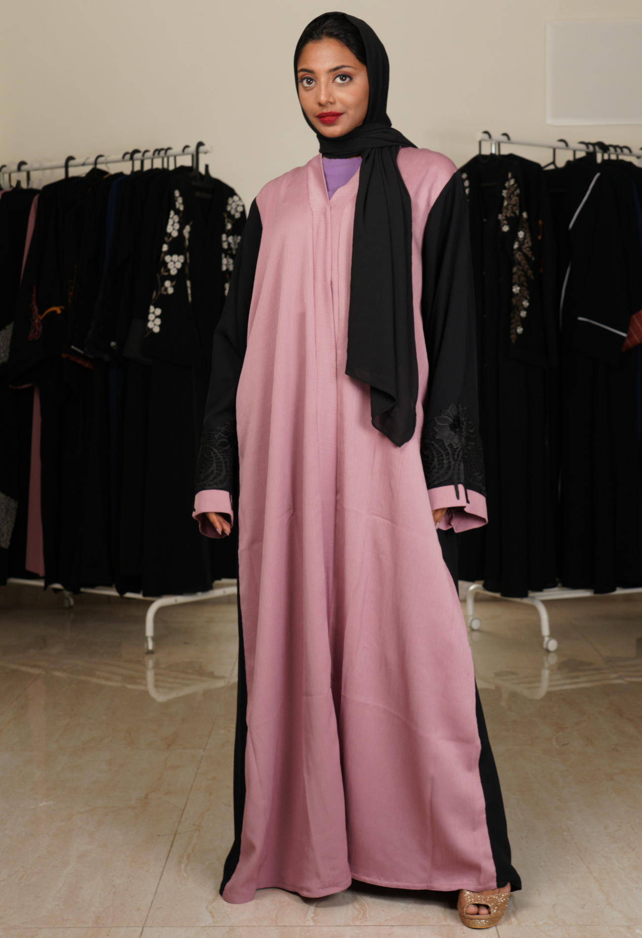 Two Tone Front Open Abaya With Flower Patch on Sleeves